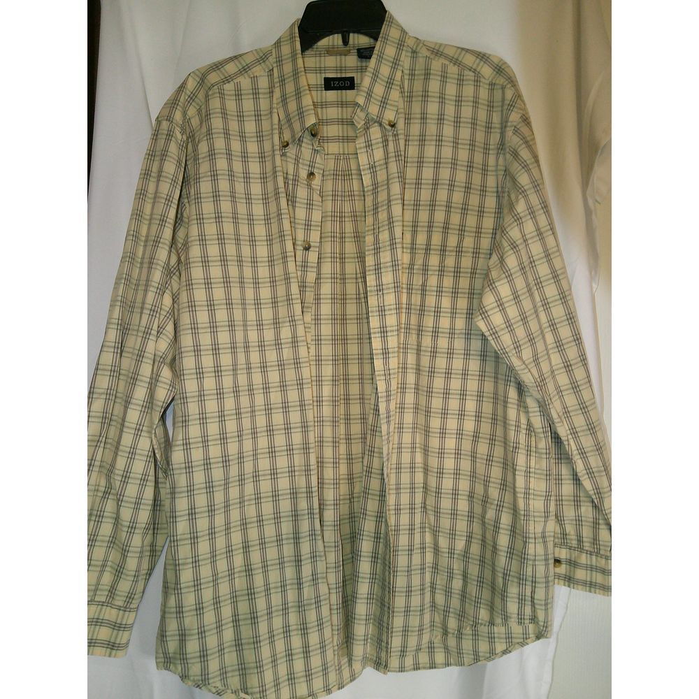 IZOD Classic Plaid Button-Down Shirt Casual Long Sleeve Cotton Cream Pattern